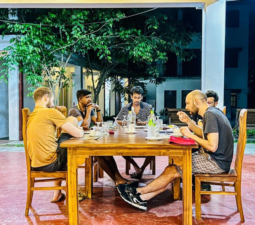 Hotel Summer Haven Polonnaruwa Exterior photo